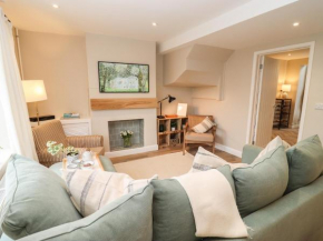 14 Northfield Passage
